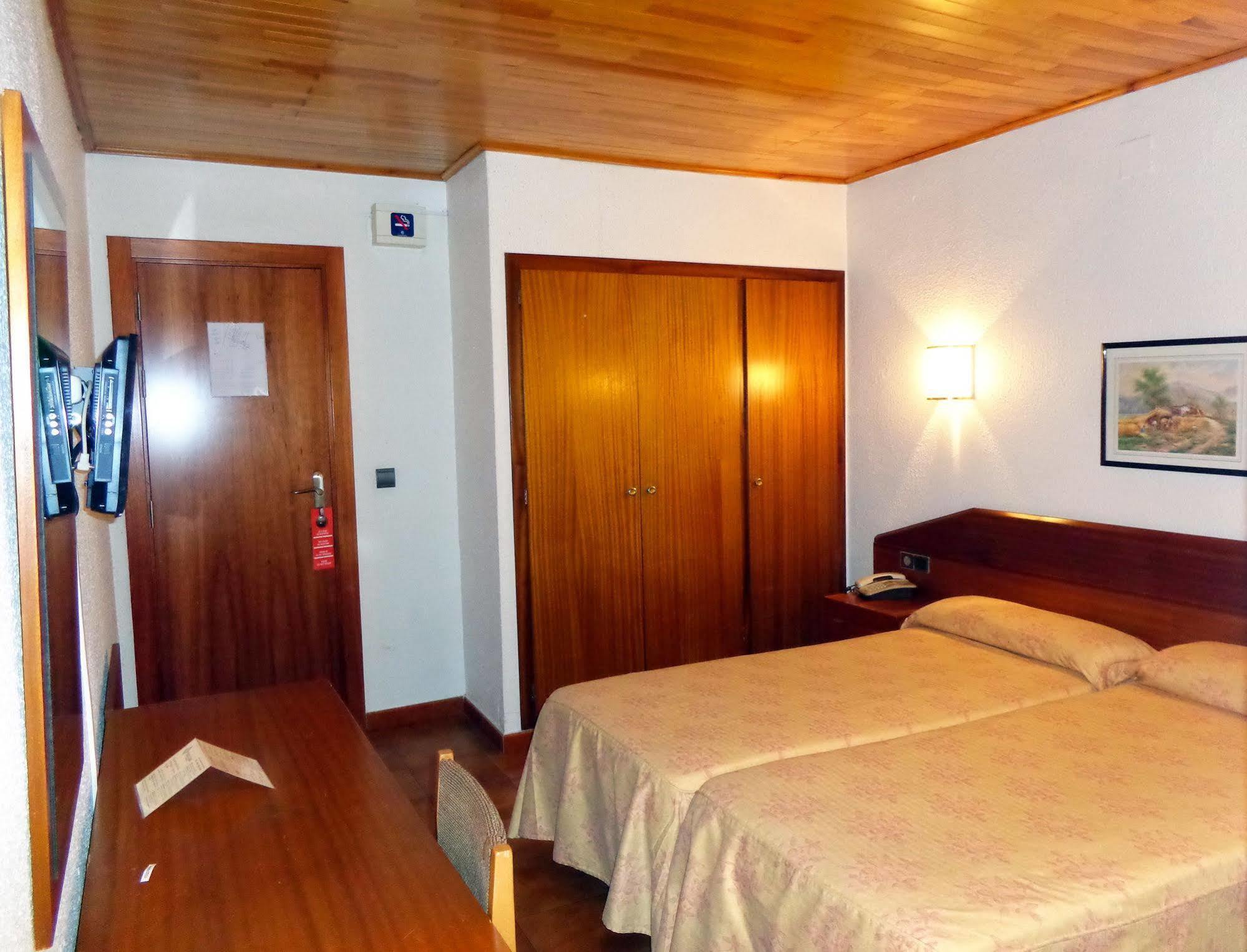 Hotel Festa Brava Andorra la Vella Eksteriør bilde