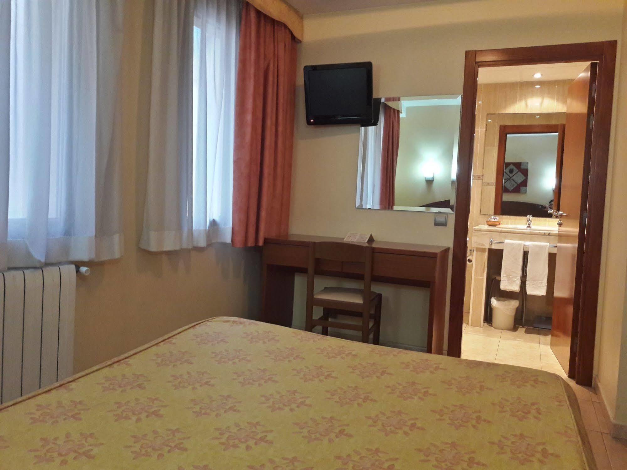 Hotel Festa Brava Andorra la Vella Eksteriør bilde
